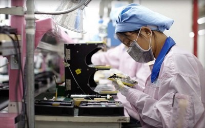 蘋果產(chǎn)業(yè)鏈「高薪」復(fù)工的背后 5G版iPhone能否如期而至？